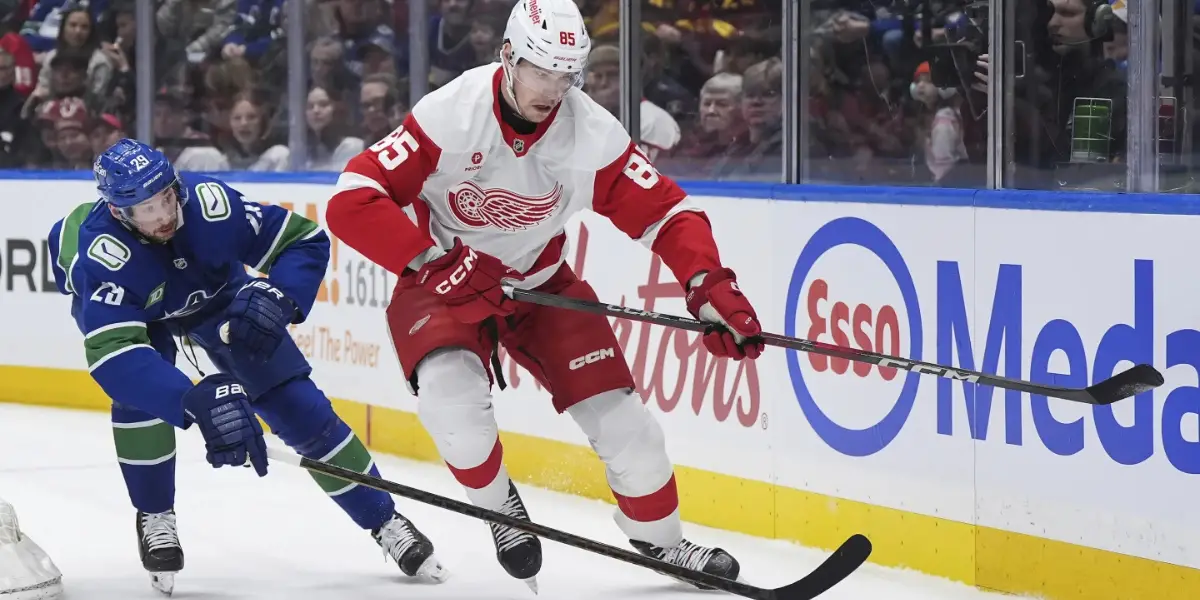 NHL Game Preview: Detroit Red Wings at Vancouver Canucks with Line Combinations 12/8/2025