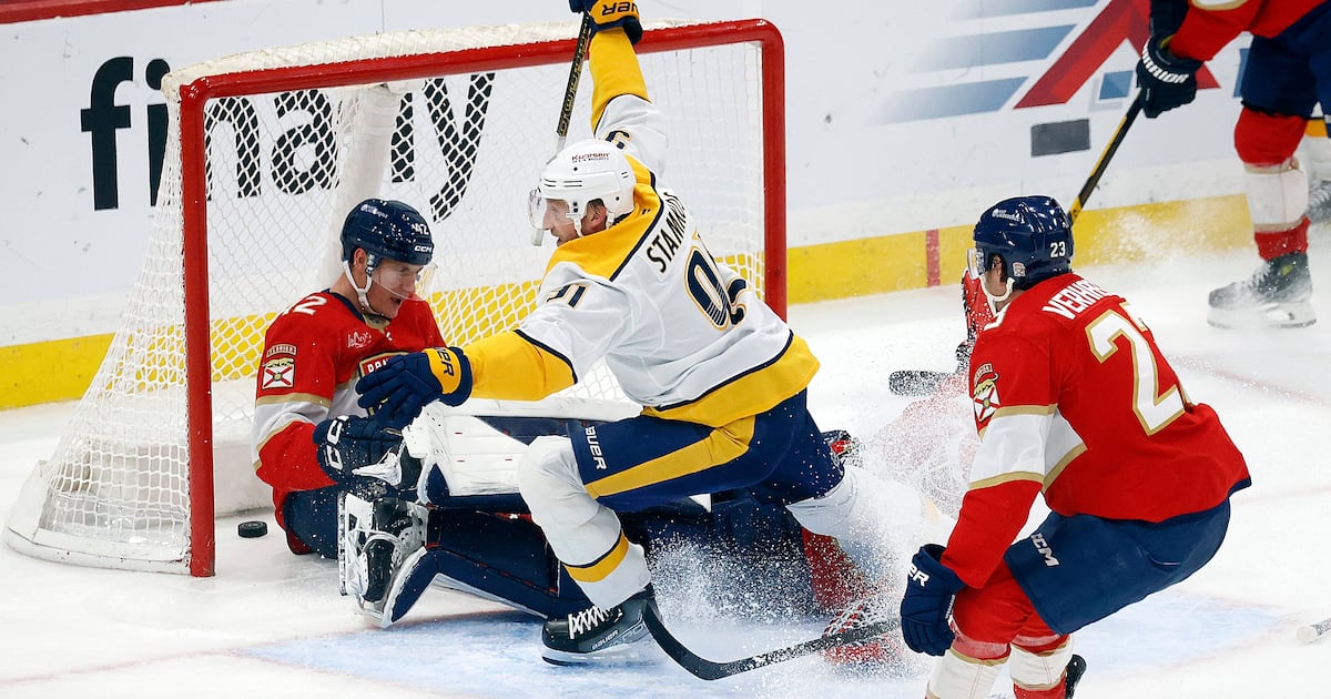 Steven Stamkos wins it in OT, Nashville Predators beat reeling Florida Panthers