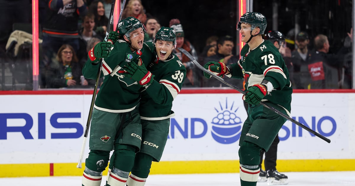 Joel Eriksson Ek's late goal lifts Minnesota Wild past Ottawa Senators