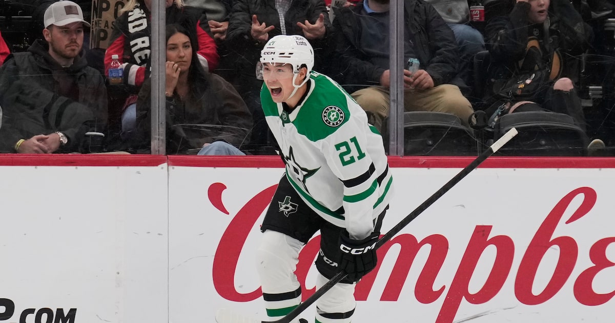 Jason Robertson scores, Jake Oettinger shines as Dallas Stars shut out New Jersey Devils