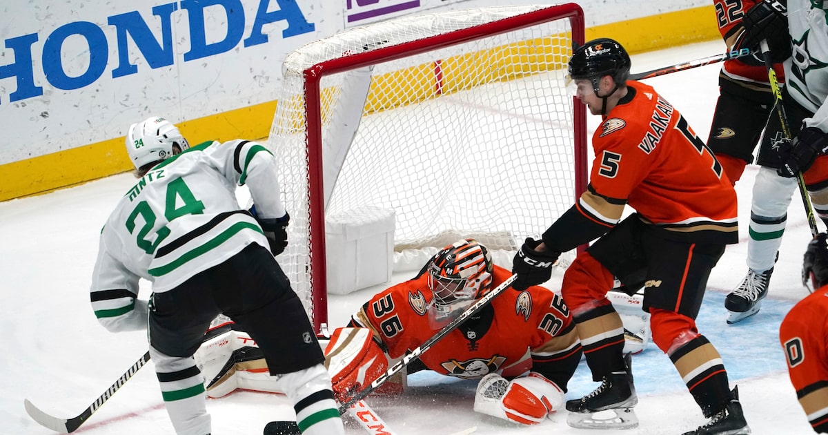 Dallas hoping to make it a third win over a California team this week