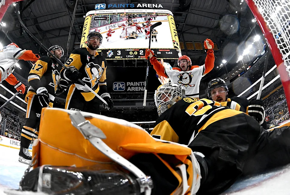 PITTSBURGH, PA - DECEMBER 9:  Beckett Sennecke #45 of the Anaheim Ducks celebrates his game tying goal against Arturs Silovs #37 of the Pittsburgh Penguins at PPG PAINTS Arena on December 9, 2025 in Pittsburgh, Pennsylvania. (Photo by Joe Sargent/NHLI via Getty Images)