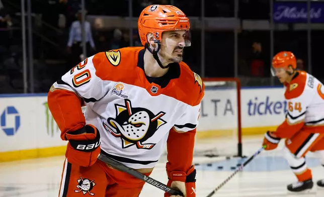 Anaheim Ducks left wing Chris Kreider (20) skates during warmups before an NHL hockey game against the New York Rangers, Monday, Dec 15, 2025, in New York. (AP Photo/Noah K. Murray)