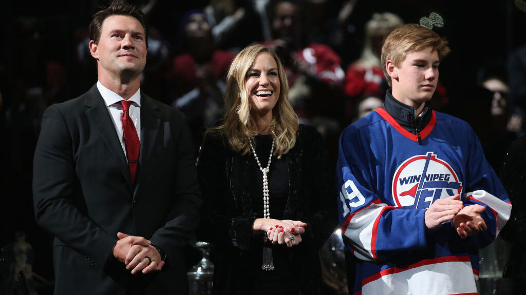 Panel focused on bringing NHL to Arizona names members