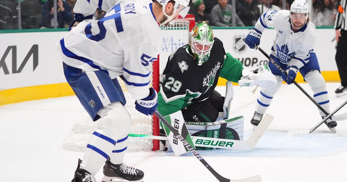 Oettinger shines as Stars beat Maple Leafs 5-1, win fourth straight
