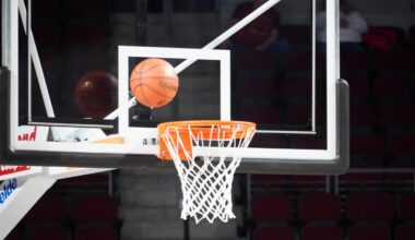 Scores From December 4th Maine High School Basketball and Hockey Games