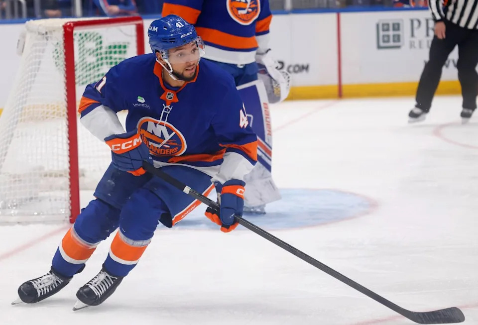 Islanders defenseman Marshall Warren (41) on the ice during the second period when the New York Islanders played the New Jersey Devils Tuesday, December 23, 2025 at UBS Arena in Elmont, NY. Robert Sabo for NY Post