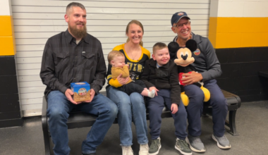 Bruins, Baking Memories 4 Kids make dream come true for local family