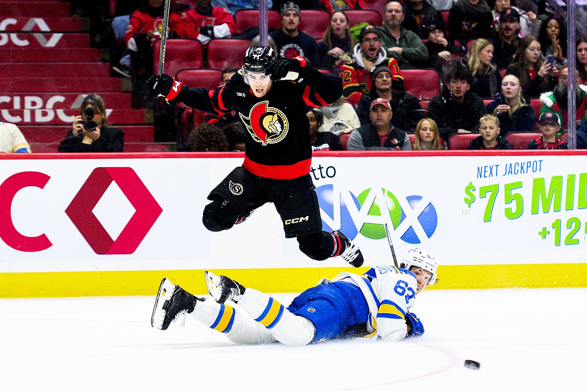 Blues get past Senators | Jefferson City News Tribune