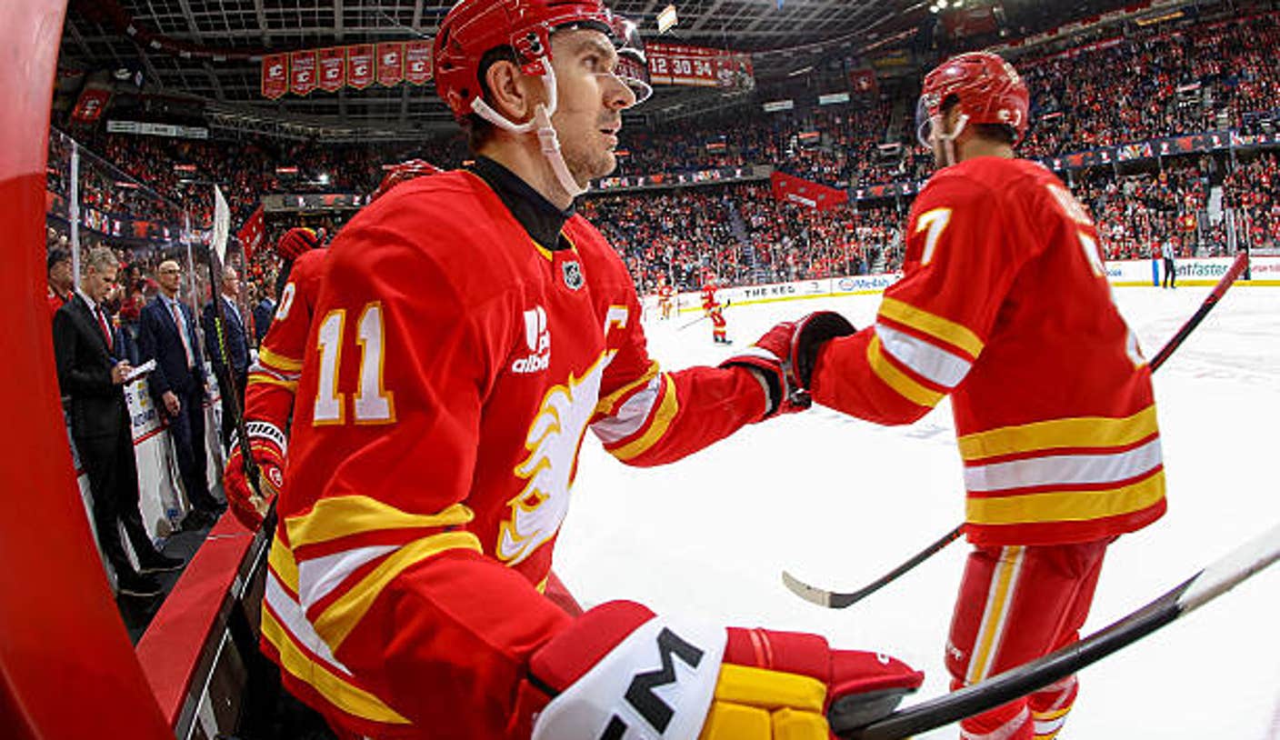 Golden Knights vs. Flames Prediction, Odds, Picks - Dec. 20