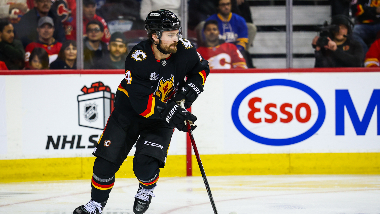 Calgary Flames reportedly starting to receive more calls on Rasmus Andersson