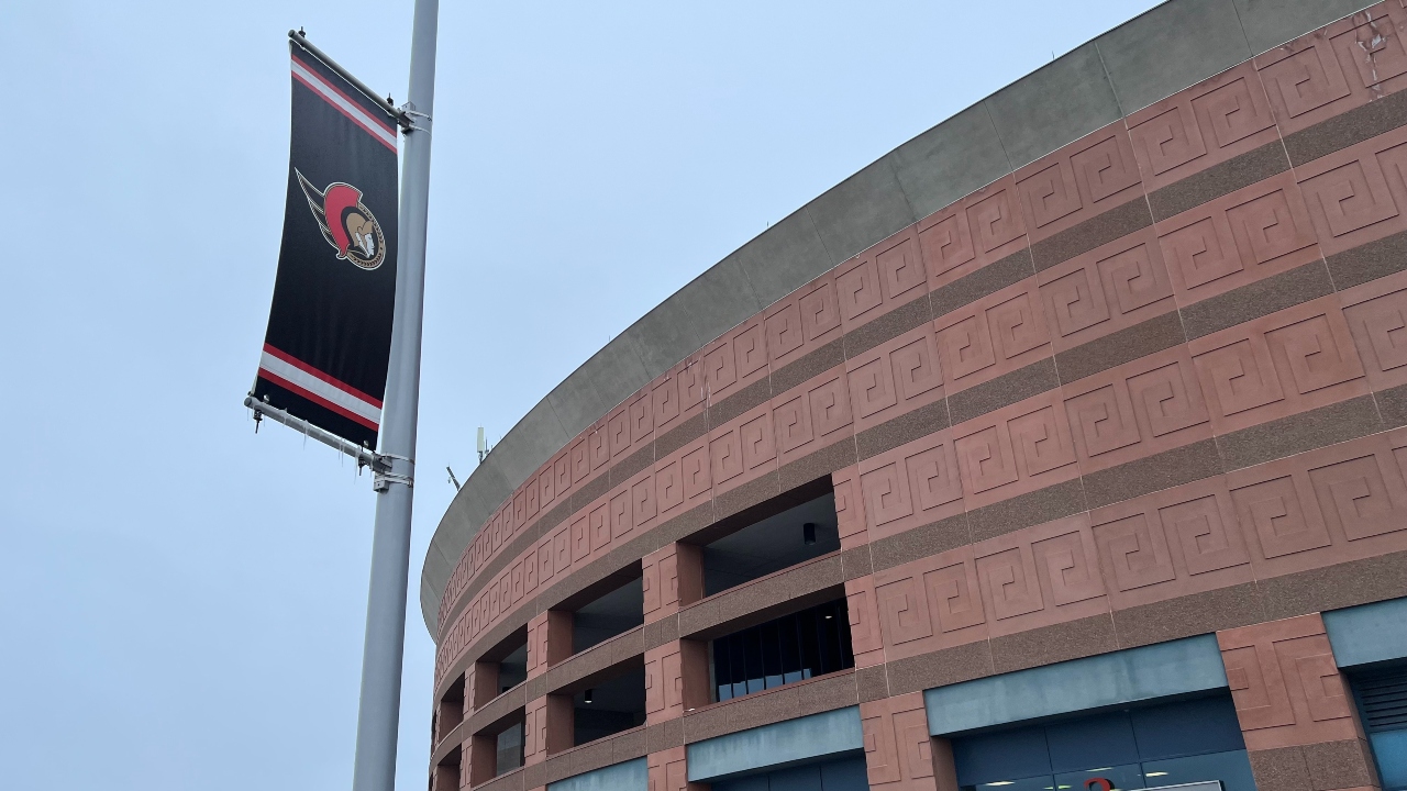 Final: Senators 4, Penguins 0