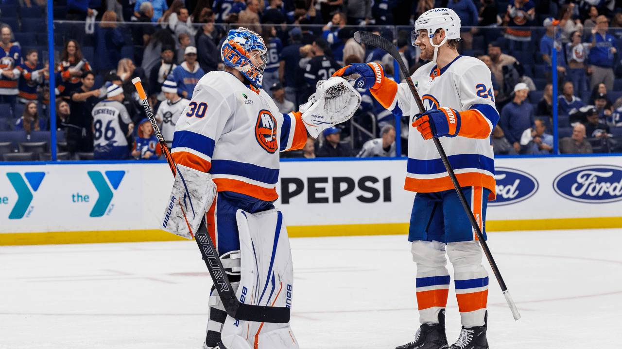 Sorokin makes 32 saves, Islanders shut out Lightning
