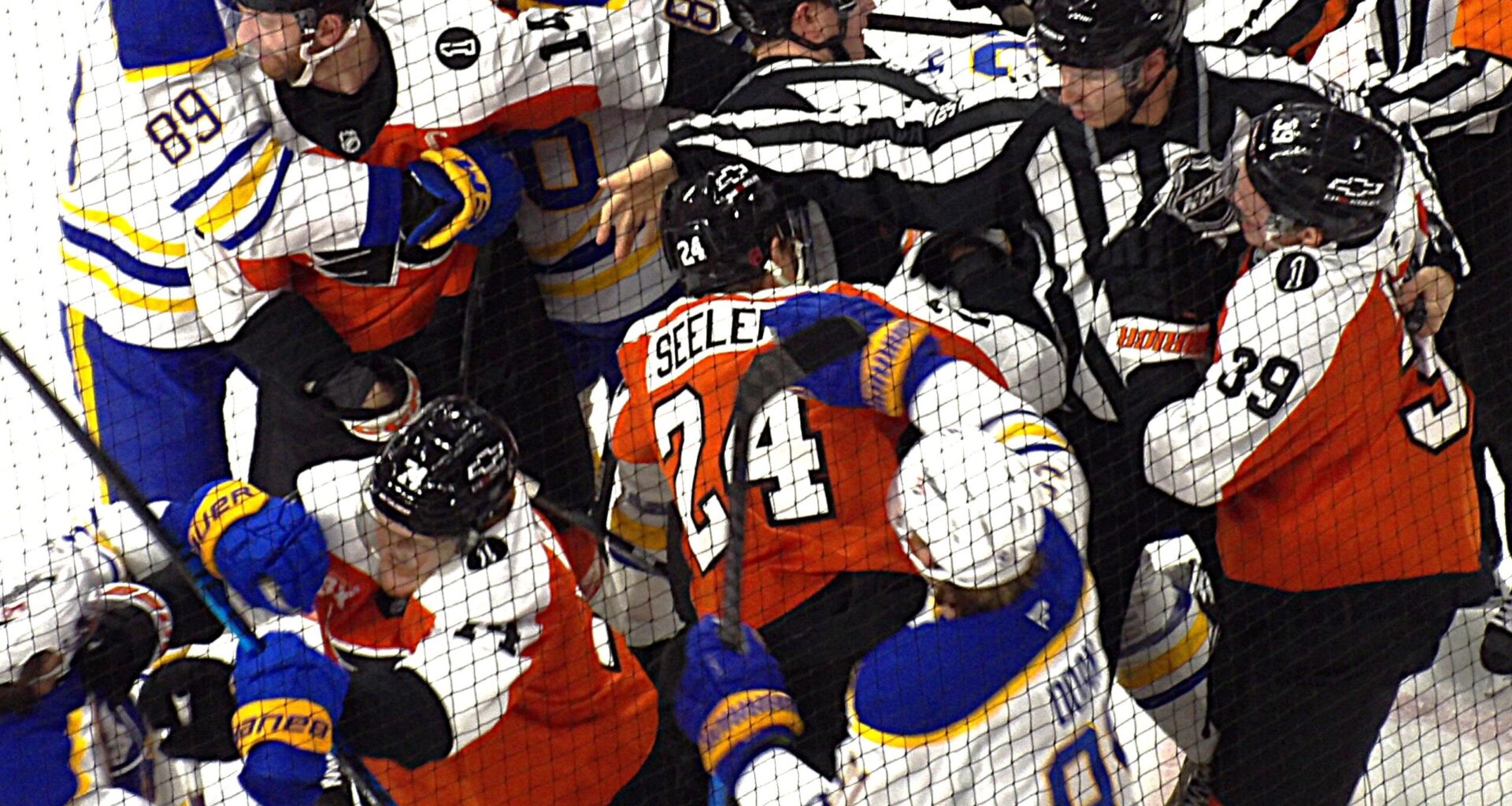 Flyers Clobber Sabres – Another Wild Night in Philly ► FLYERS NITTY GRITTY