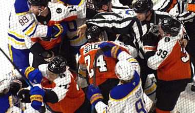 Flyers Clobber Sabres – Another Wild Night in Philly ► FLYERS NITTY GRITTY