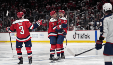 Thompson Blanks Blue Jackets, 2-0