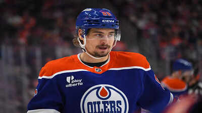 David Tomasek’s time with Edmonton Oilers appears to be ending, SHL return likely as per reports