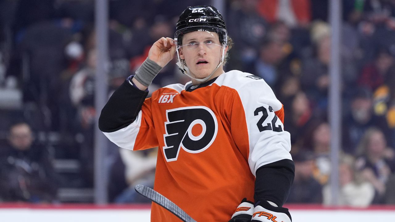 Flyers begin extension talks with Christian Dvorak