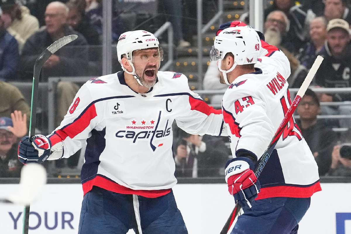 NHL roundup: Ovechkin scores twice in Caps' dominant win over Sharks
