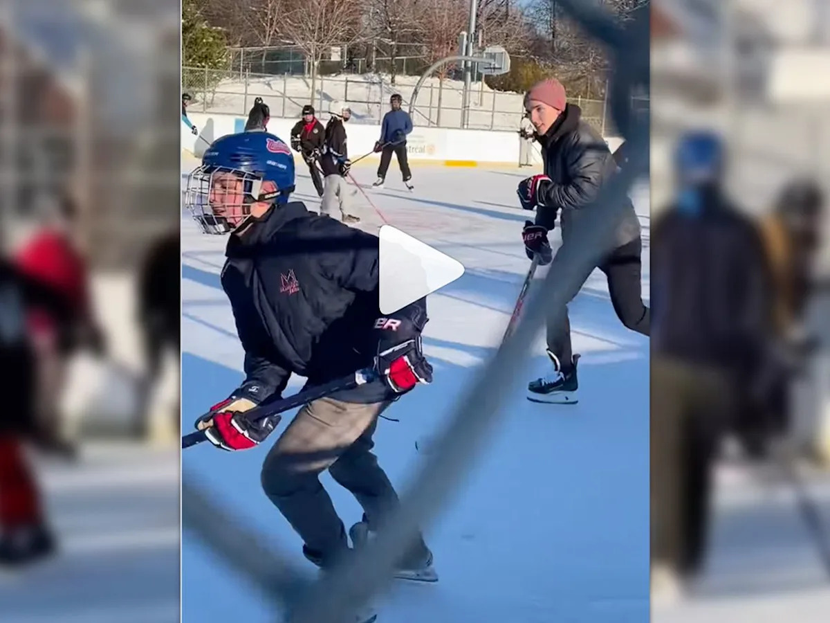 Watch: Habs defenceman Lane Hutson plays shinny with kids in N.D.G.