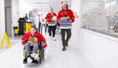 NEWS: Chicago Blackhawks Foundation and Shirley Ryan AbilityLab Debut Renovated Playroom