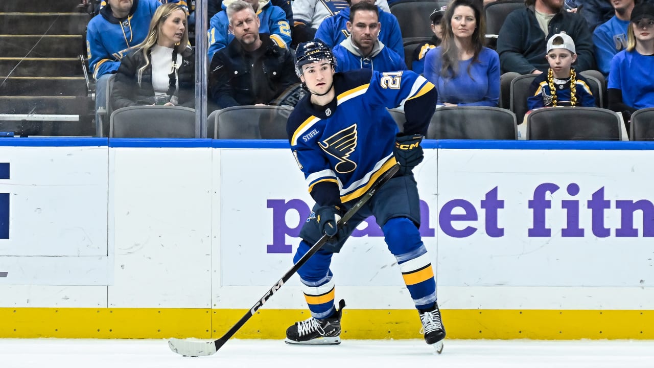 Snuggerud to have wrist surgery, out at least 6 weeks for Blues