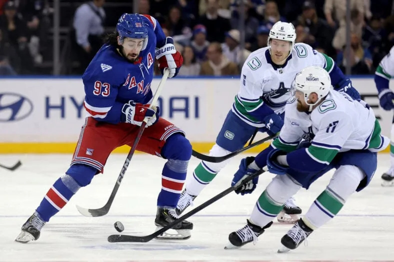 NHL: Vancouver Canucks at New York Rangers