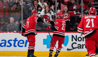 Hurricanes edge Flyers, sweep home-and-home in shootout