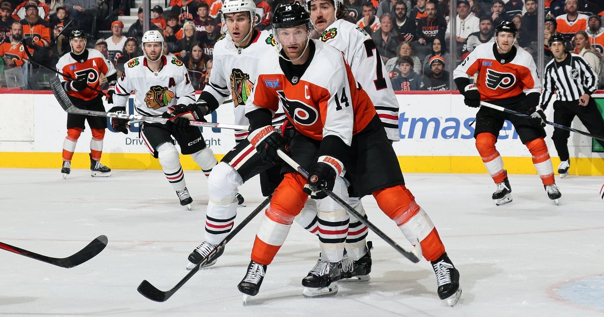 Konecny has goal and assist to lead Flyers past Blackhawks 3-1, handing Chicago 6th straight loss