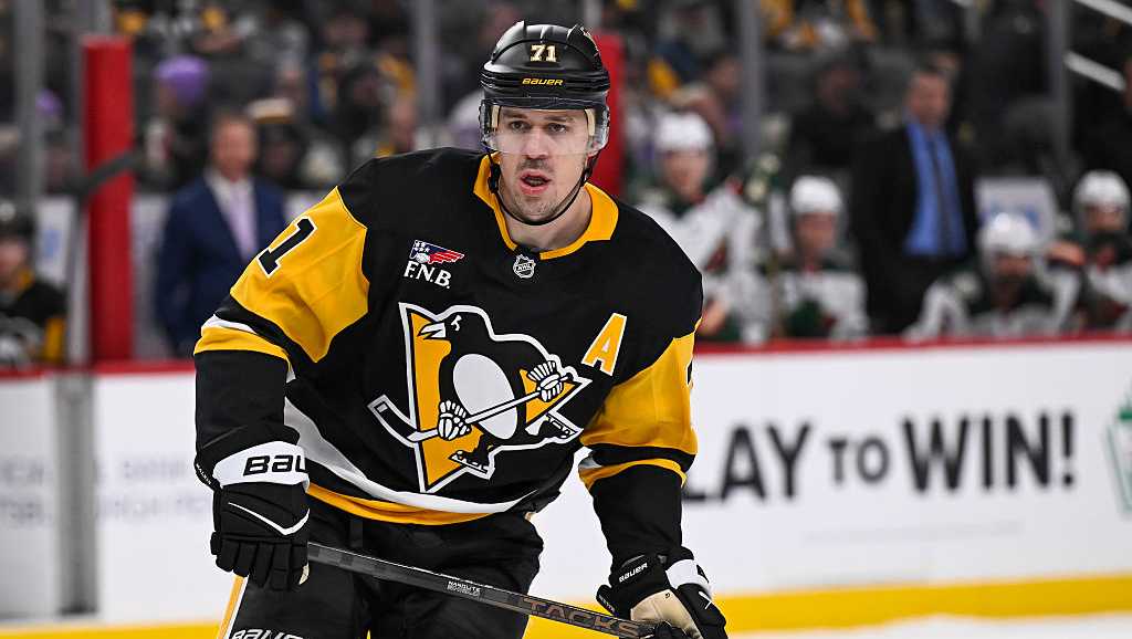 Pittsburgh Penguins' Evgeni Malkin out of game against Dallas due to injury