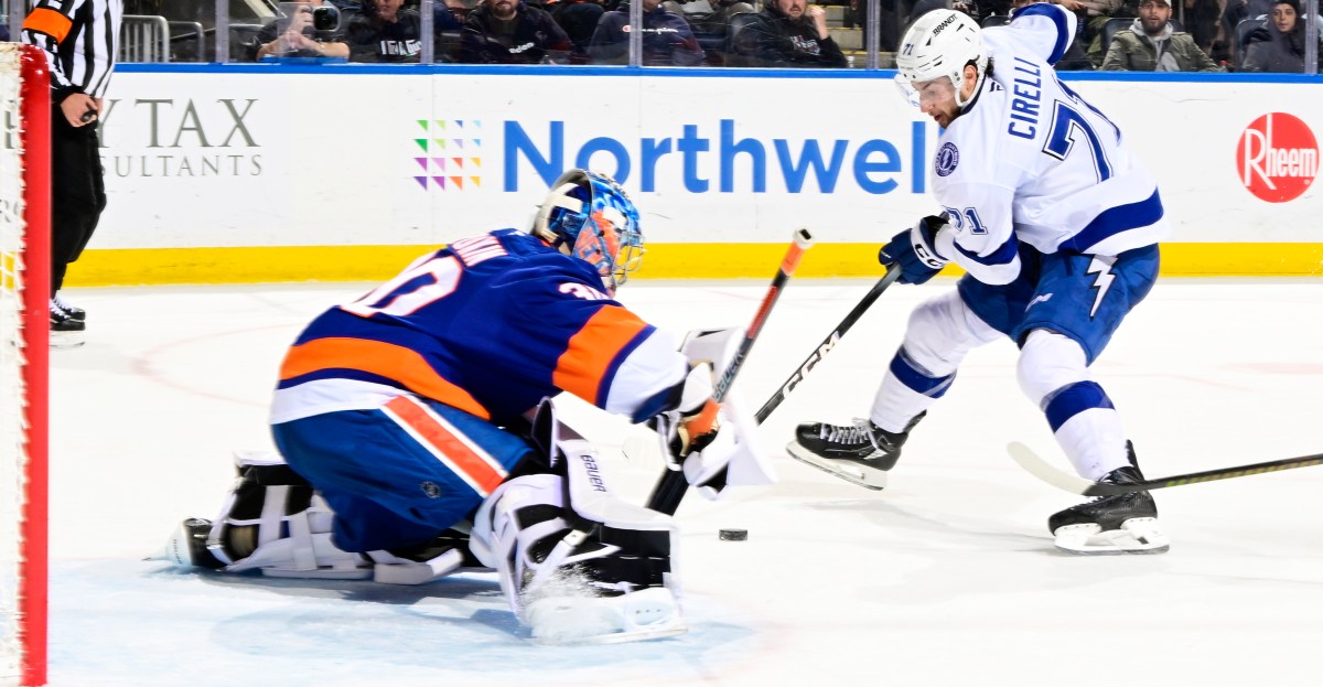 Islanders vs. Lightning Gameday: Swinging through Florida