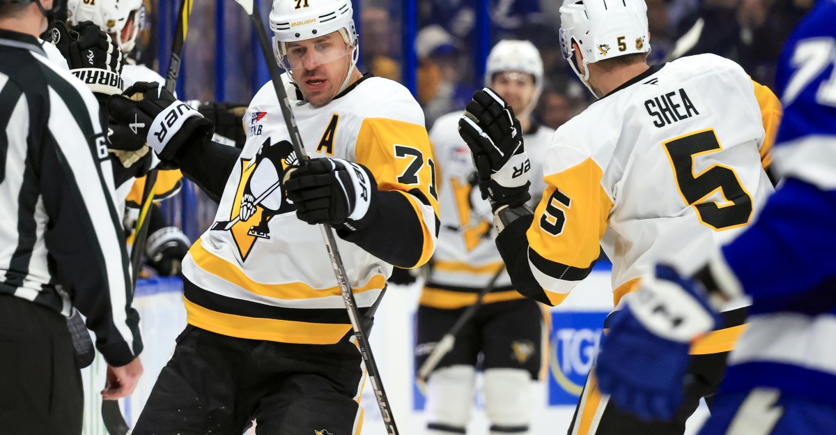Penguins/Lightning Recap: Big Gene lifts Pens past Tampa