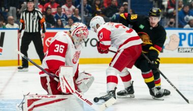 Detroit Red Wings blank Vancouver Canucks 4-0
