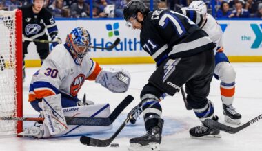 Sorokin stops 32 shots as Islanders shutout Lightning 2-0