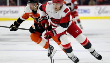Hurricanes defeat Flyers, 4-3, in shootout