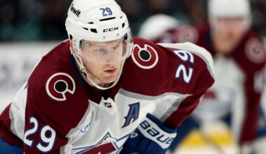 Recap: MacKinnon scores twice, Avs win third straight