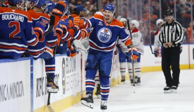 Tomasek leaving Oilers, returning to Sweden — The Fourth Period