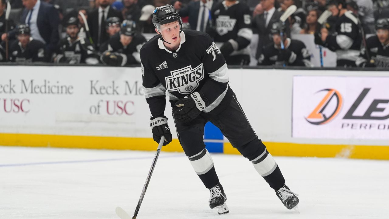 Kings sign Samuel Helenius to two-year, $1.75M extension