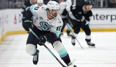 Kraken extend win streak to three with tight victory over Kings – KIRO 7 News Seattle