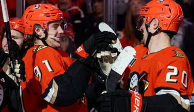 Blackhawks 1, Ducks 7 – TSN