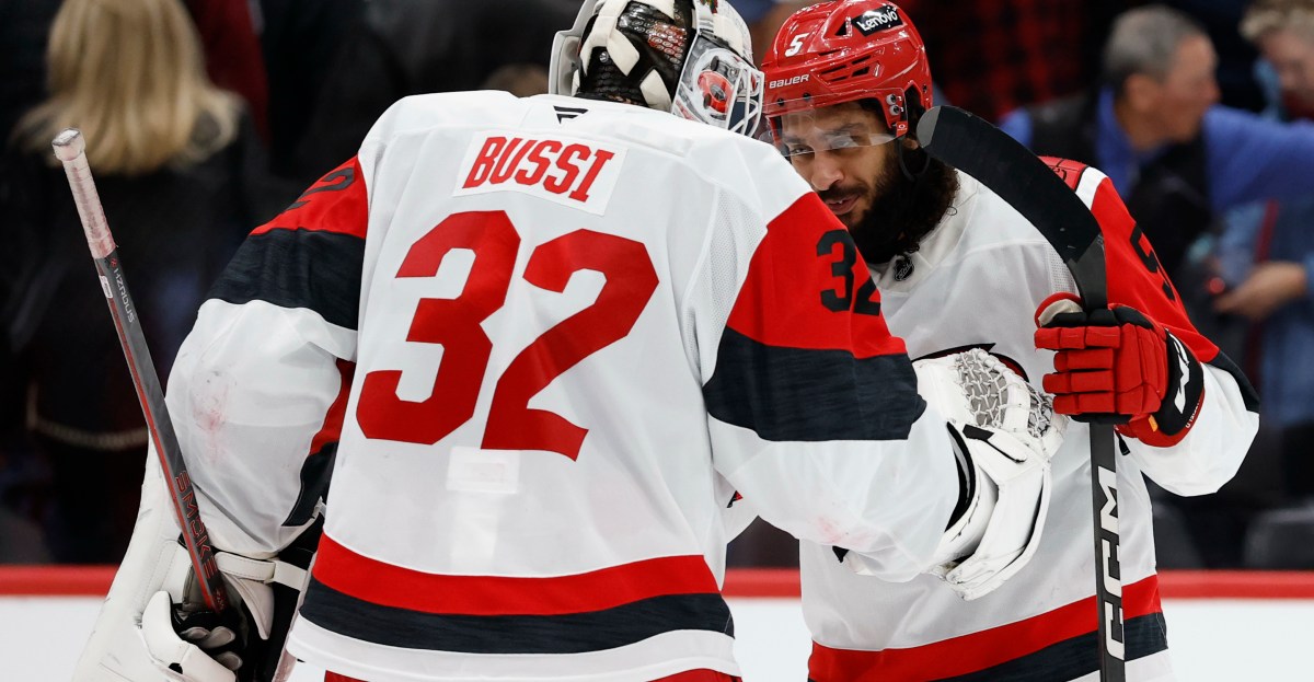 “Magic Bus” - Hurricanes 3, Capitals 2 - SO