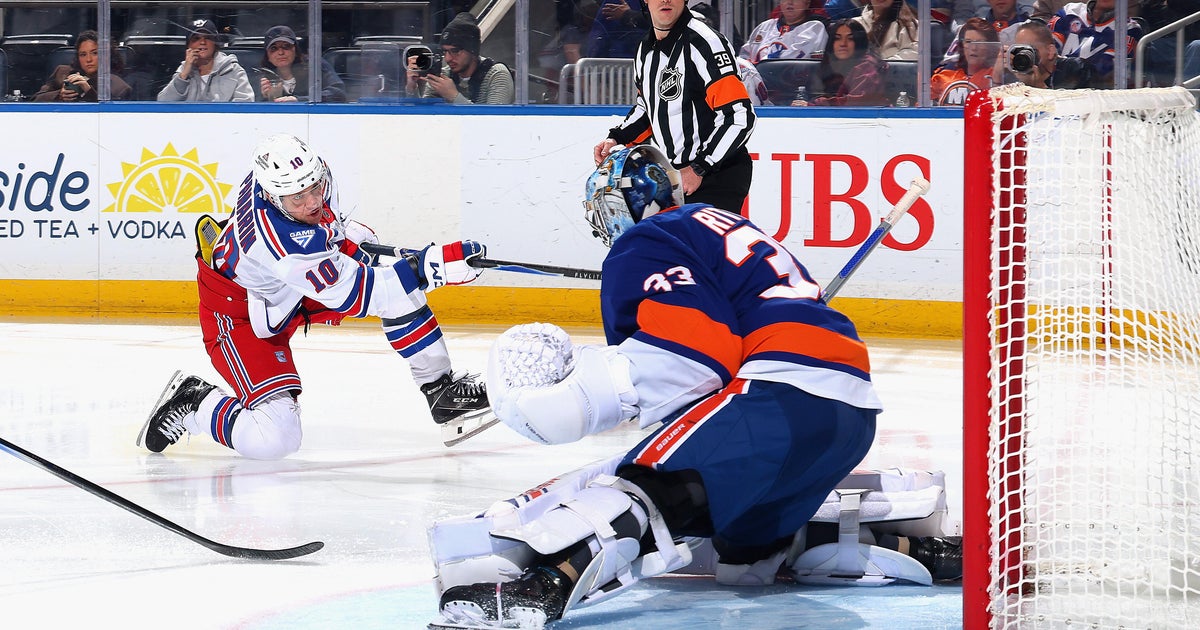 David Rittich stops breakaway, penalty shot, everything else as Islanders blank Rangers