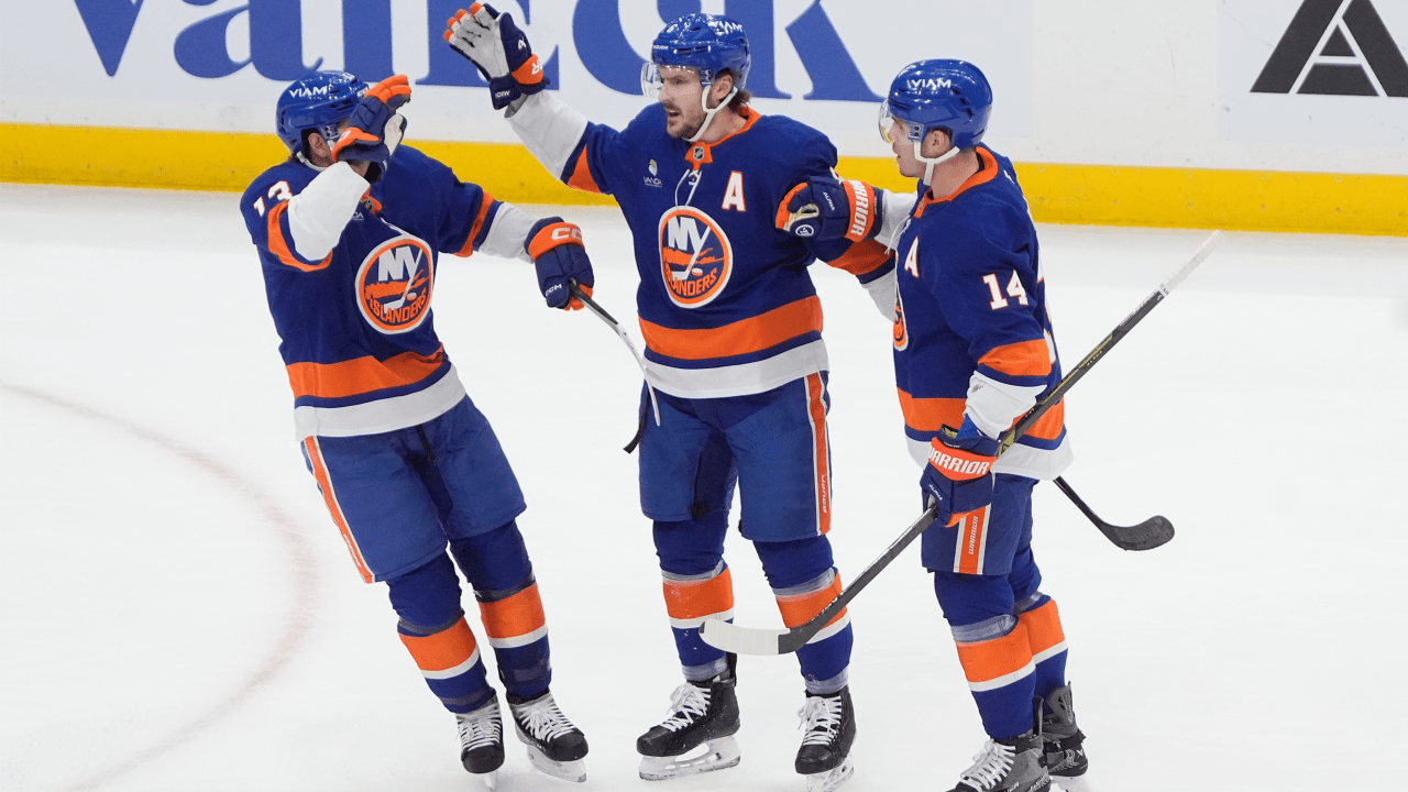 Islanders recover, edge Golden Knights in shootout