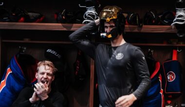 Mitchell Earns Iron Man Mask in 5-2 Win Over Ducks 