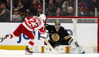 NHL Writer Tabs Bruins' Jeremy Swayman As Vezina Trophy Favorite