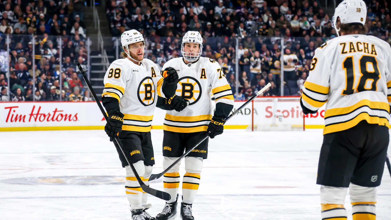 Pastrnak has 4 points, Bruins defeat Jets for 4th straight win