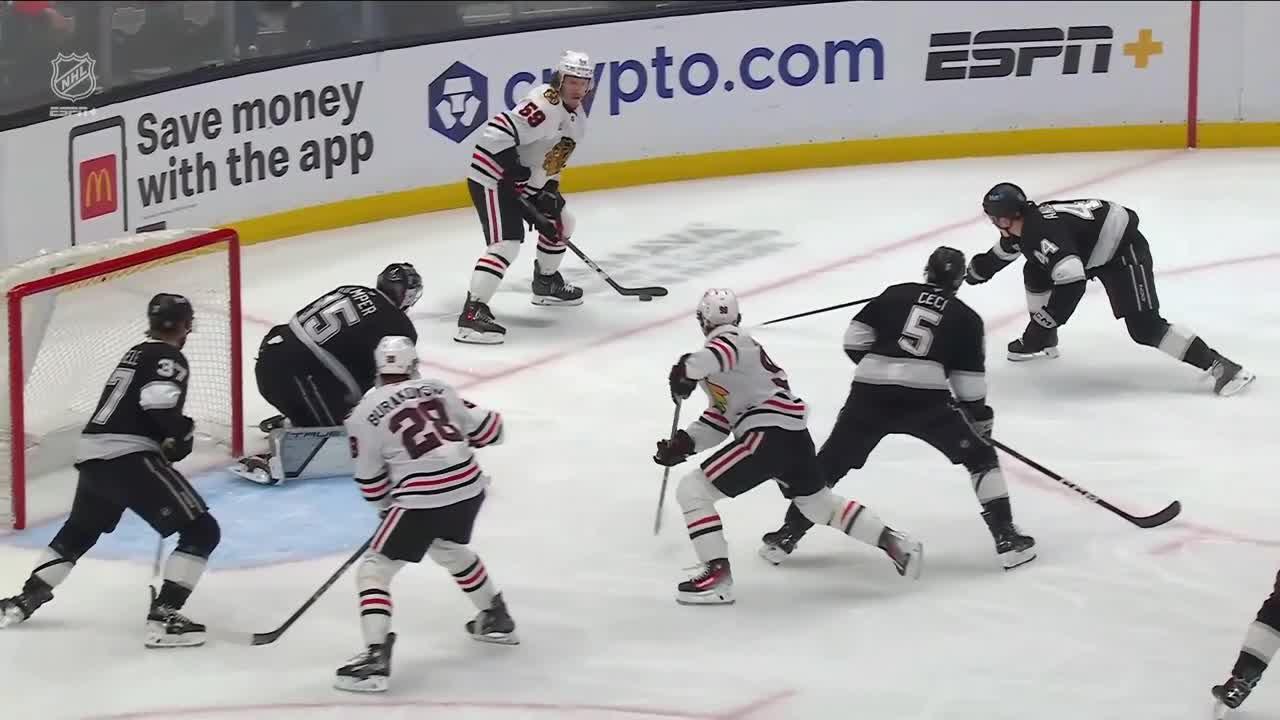 Bedard Opens Scoring | Chicago Blackhawks
