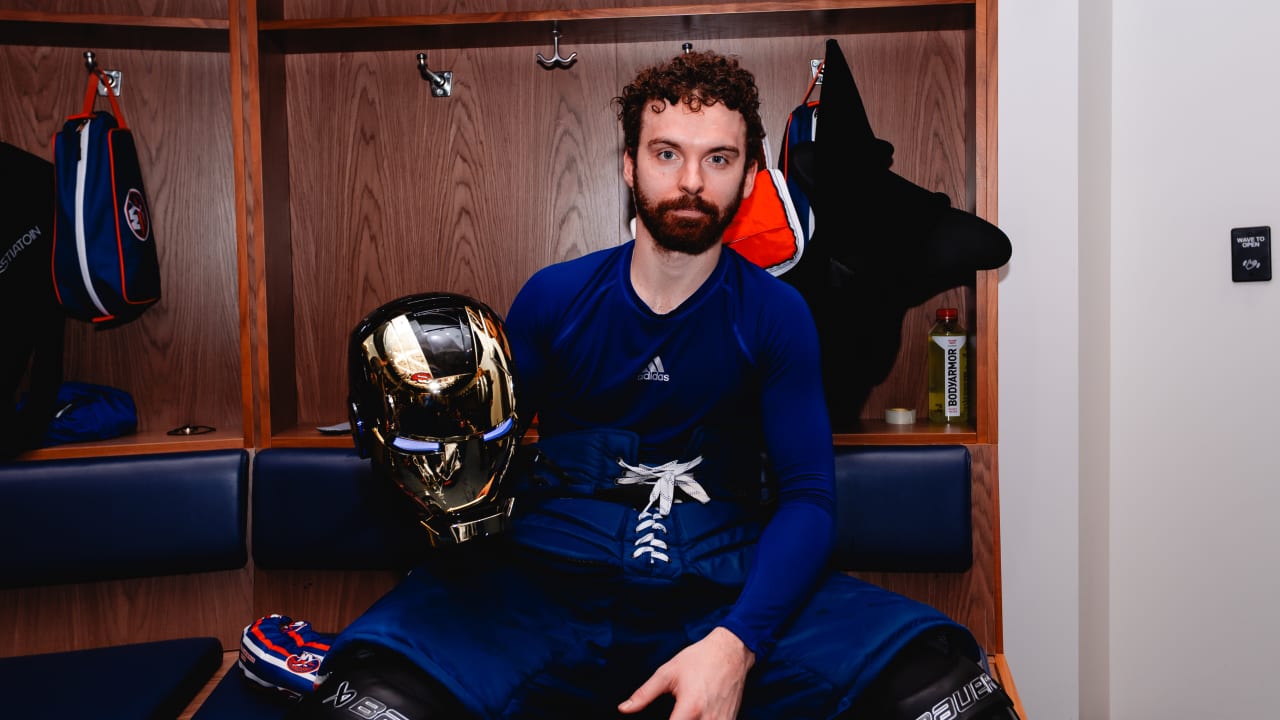 Sorokin Earns Third Iron Man Mask in 3-2 Win Over Lightning in Shootout 