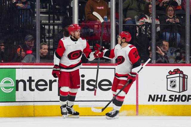 Jackson Blake scores in shootout as East-best Hurricanes top Flyers 4-3 :: WRALSportsFan.com