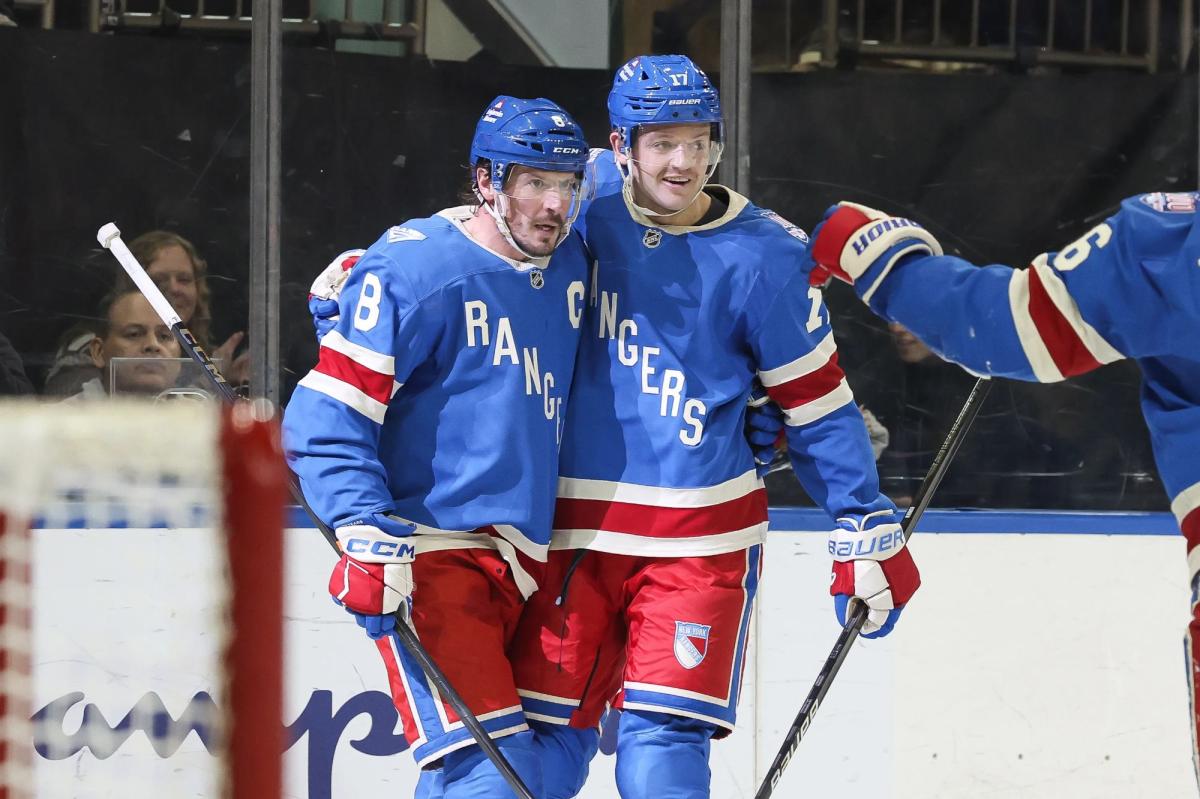 theScore Bet bonus code NPNEWS: Bet $10, get $100 in bonus bets for Rangers vs. Flyers